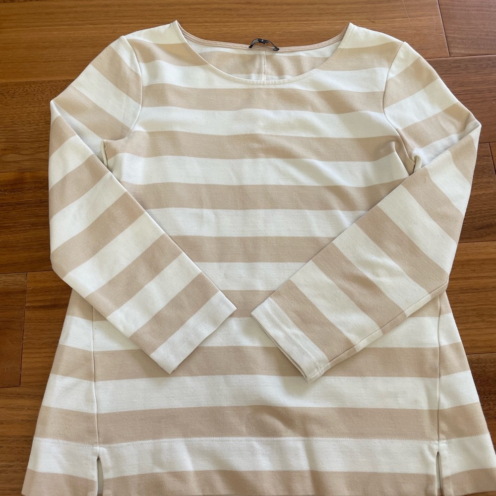 Theory striped beige and white long sleeved top